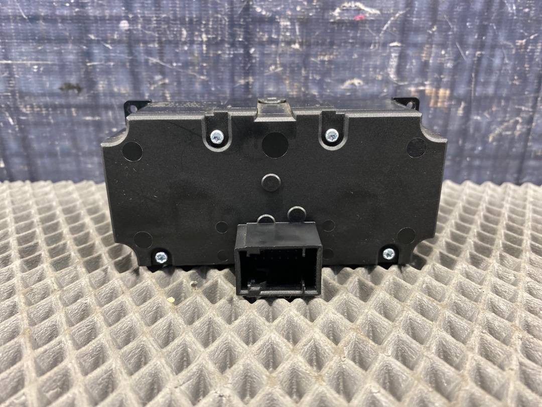 Переключатель света, 1200 рублей, Красноярск