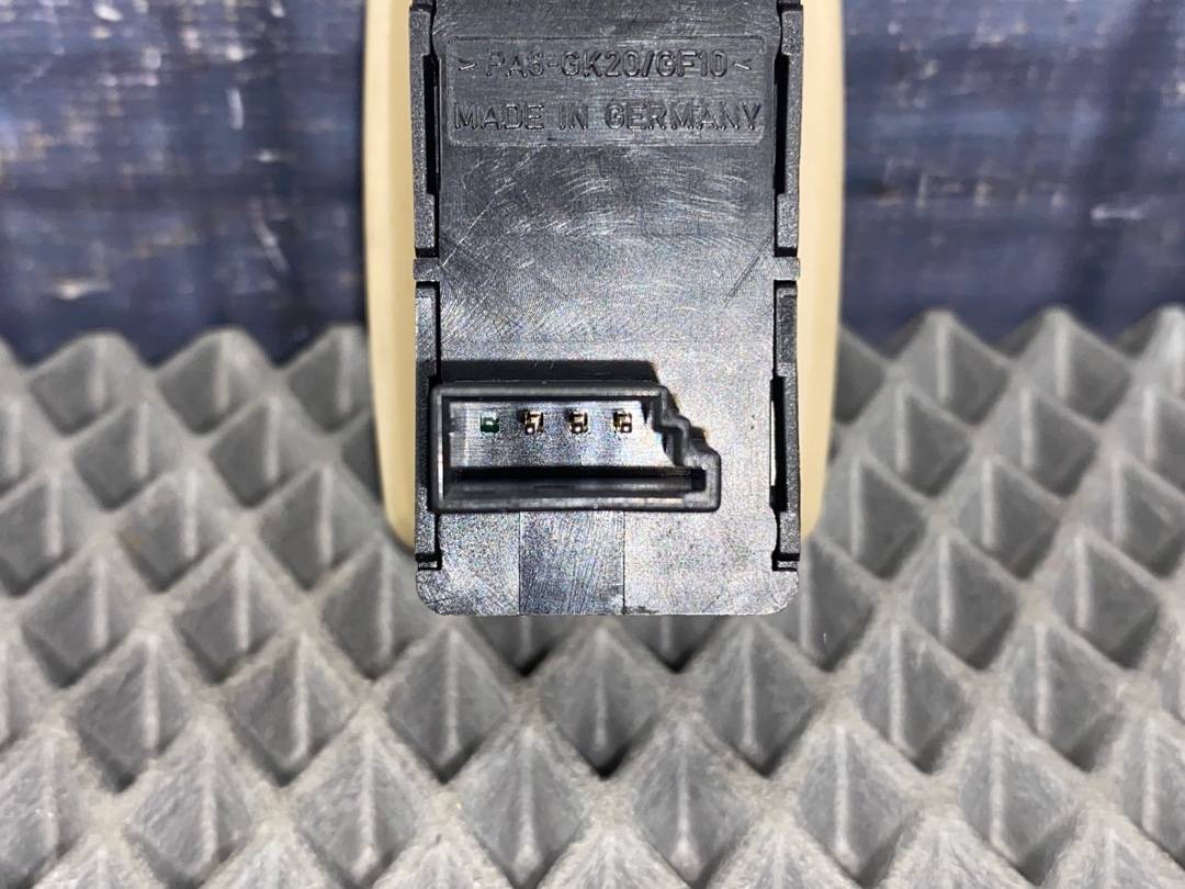 Кнопка стеклоподъемника, 330 рублей, Красноярск