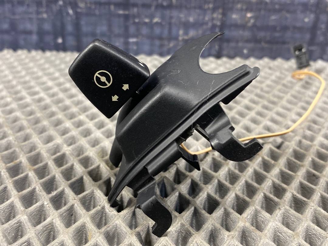 Подрулевой переключатель, 390 рублей, Красноярск