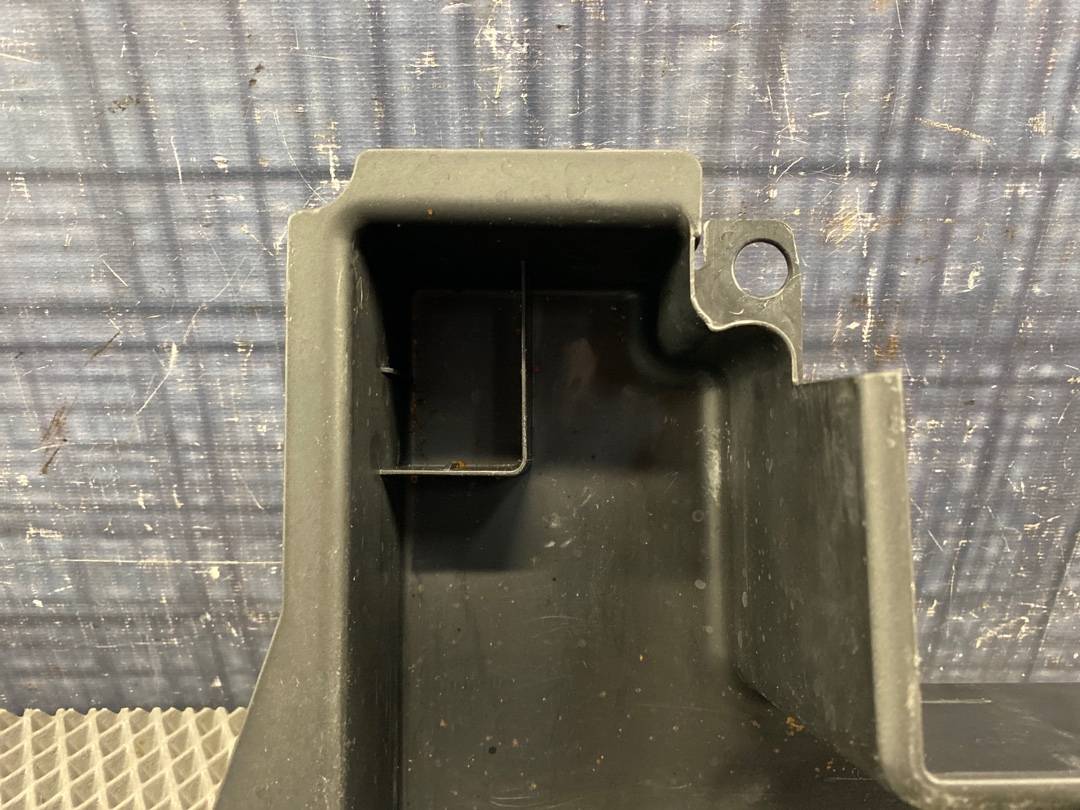 Пластик багажника, 300 рублей, Красноярск