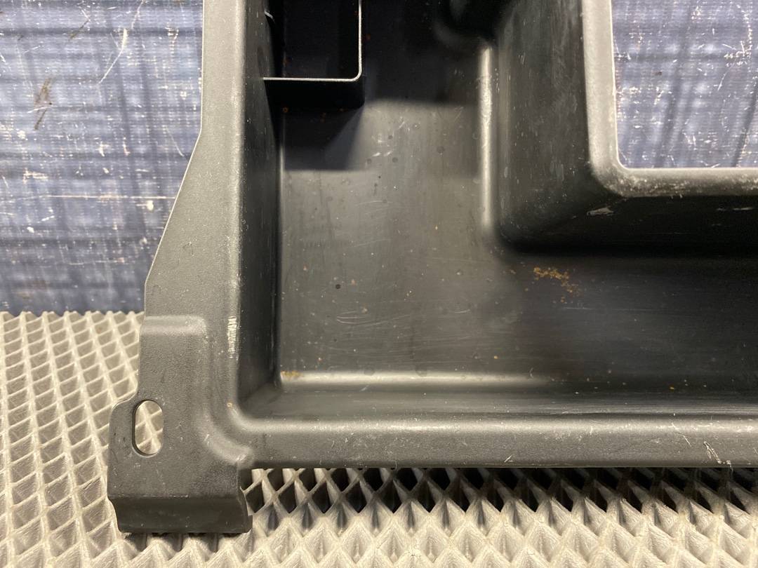 Пластик багажника, 300 рублей, Красноярск