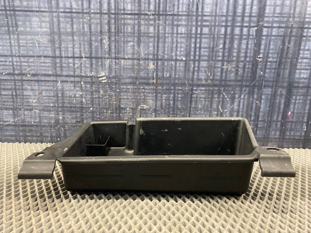 Пластик багажника, 300 рублей, Красноярск