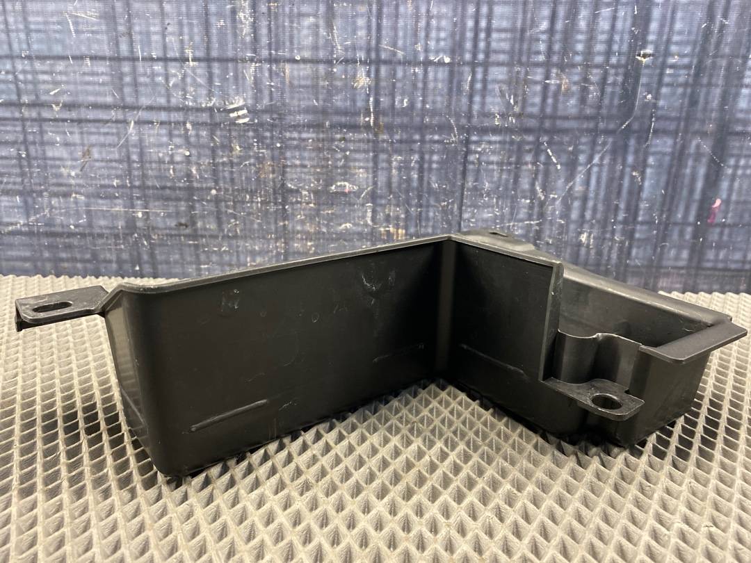 Пластик багажника, 300 рублей, Красноярск