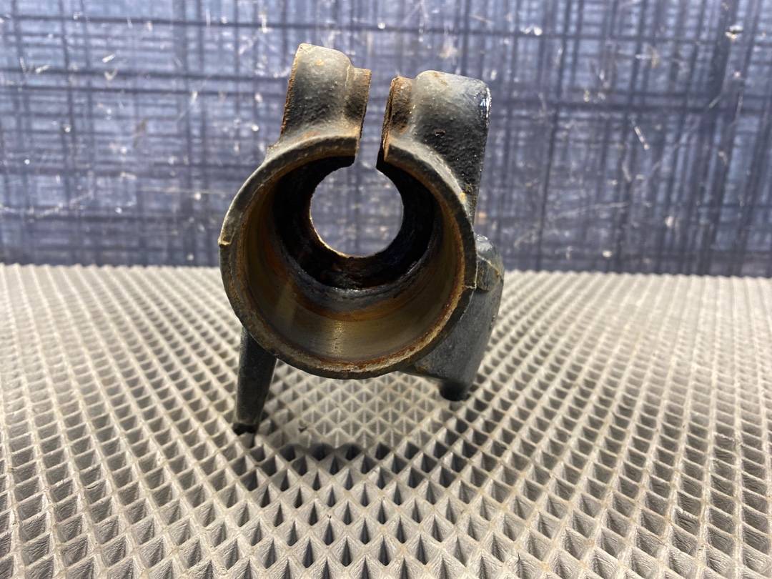 Кронштейн амортизатора, 720 рублей, Красноярск