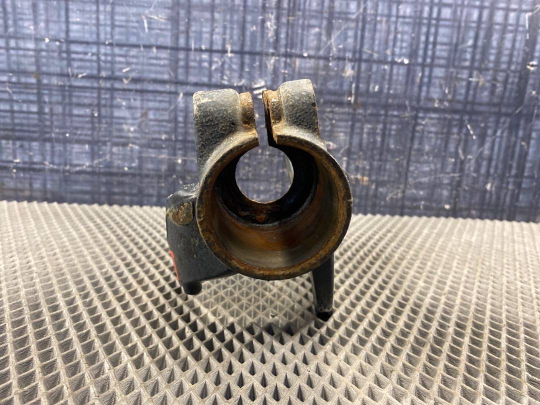 Кронштейн амортизатора, 720 рублей, Красноярск