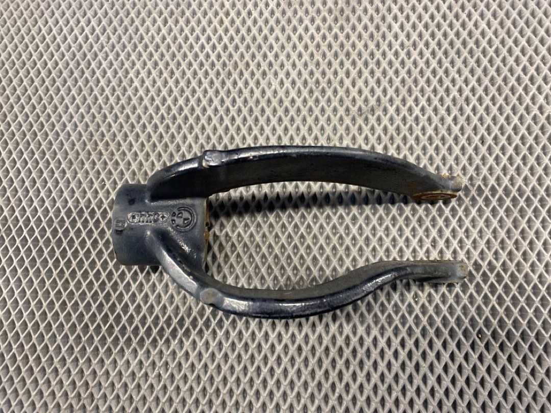 Кронштейн амортизатора, 720 рублей, Красноярск