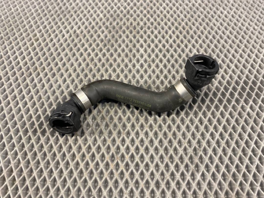 Шланг системы охлаждения, 840 рублей, Красноярск