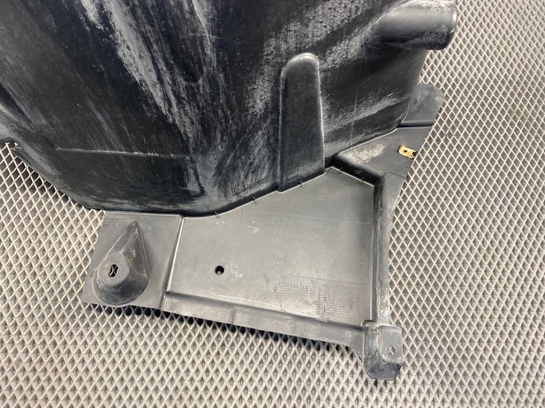 Подкрылок, 900 рублей, Красноярск