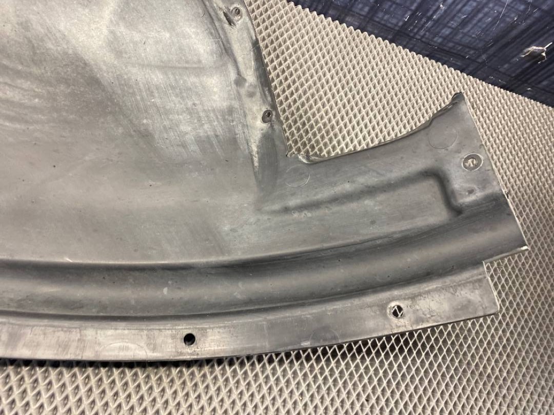 Подкрылок, 900 рублей, Красноярск