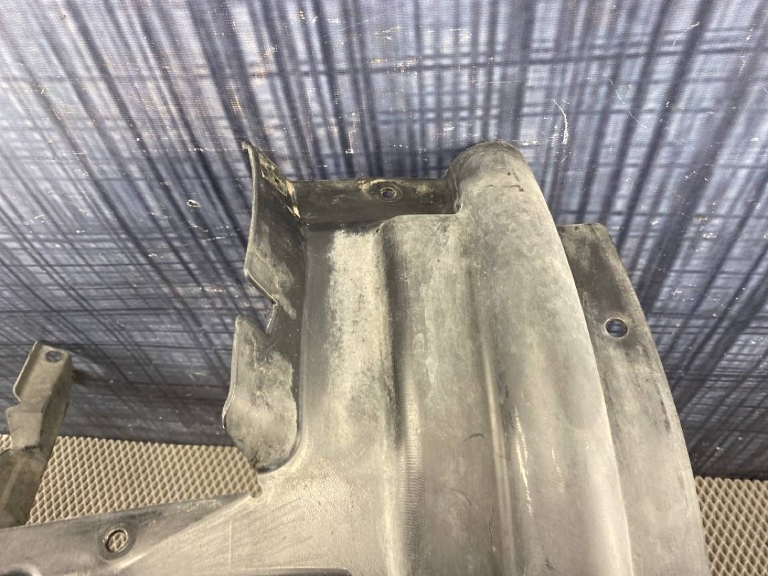 Подкрылок, 900 рублей, Красноярск