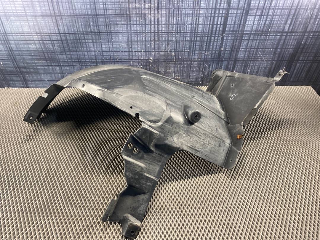 Подкрылок, 900 рублей, Красноярск