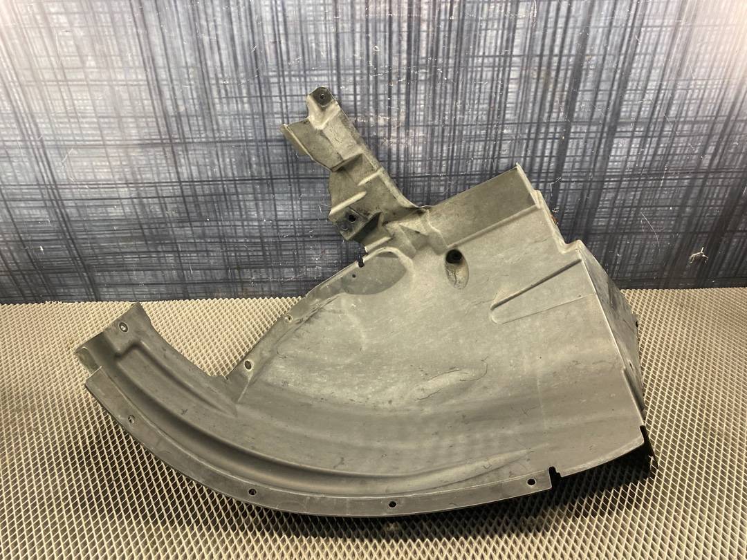 Подкрылок, 900 рублей, Красноярск