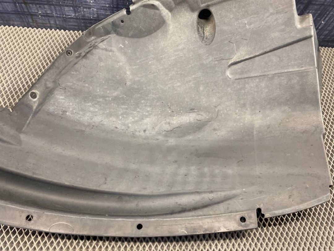 Подкрылок, 900 рублей, Красноярск