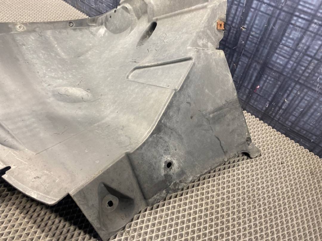 Подкрылок, 900 рублей, Красноярск