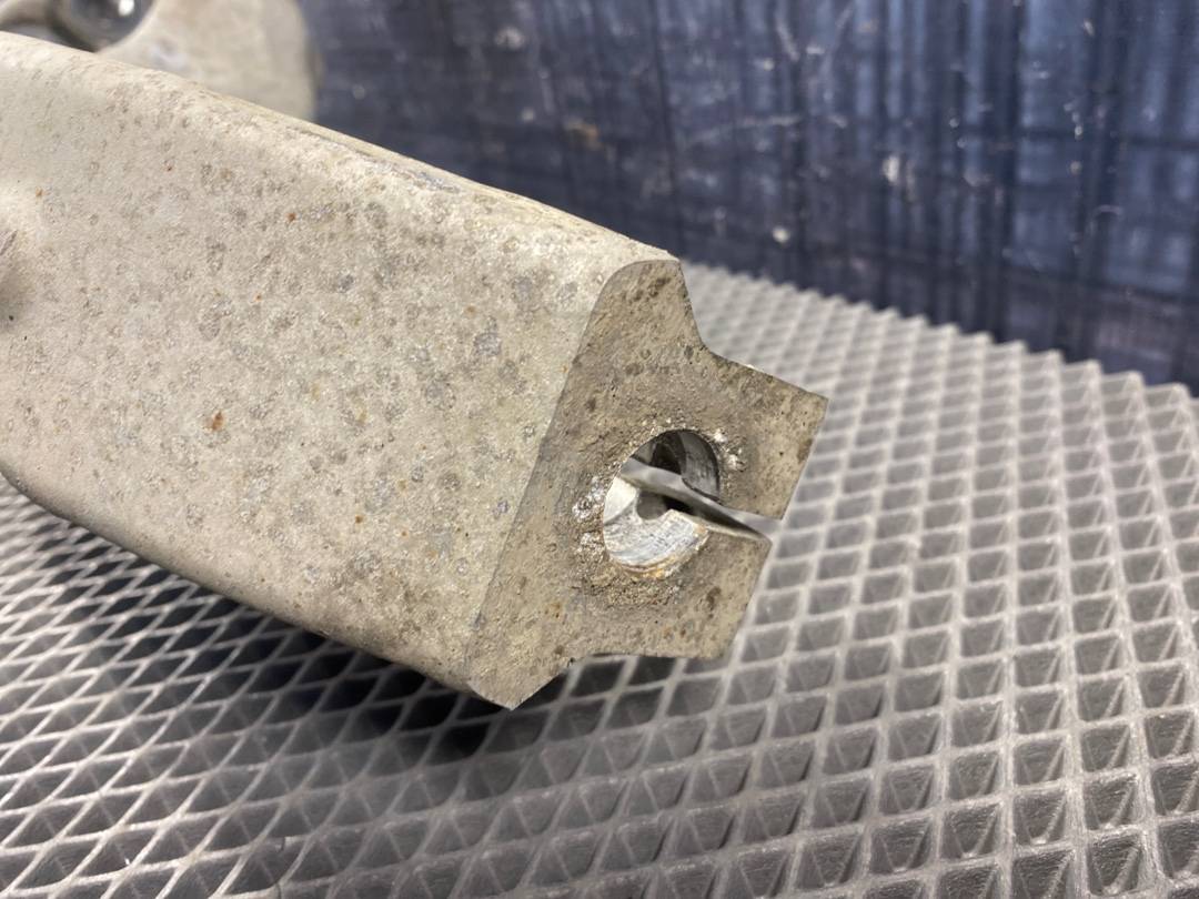 Поворотный кулак, 3300 рублей, Красноярск