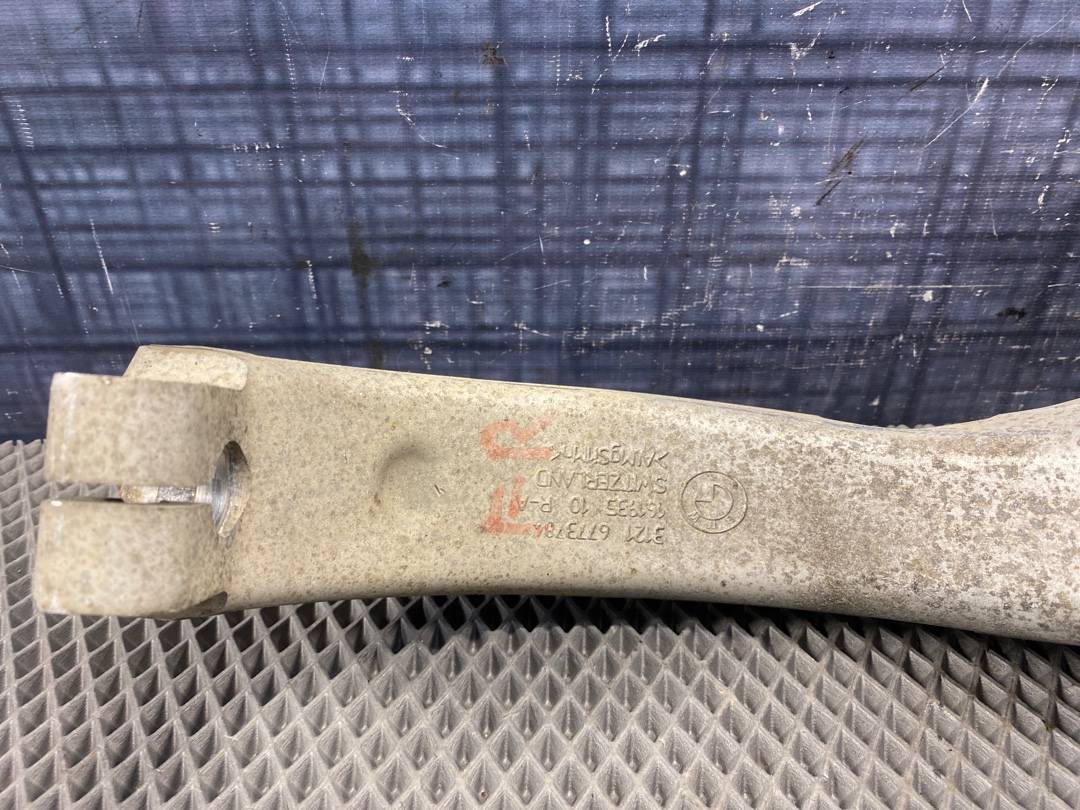 Поворотный кулак, 3300 рублей, Красноярск