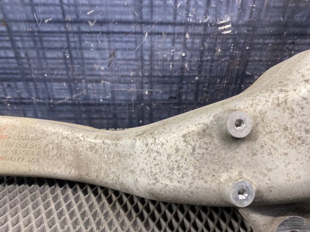 Поворотный кулак, 3300 рублей, Красноярск