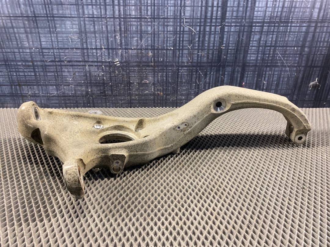 Поворотный кулак, 3300 рублей, Красноярск