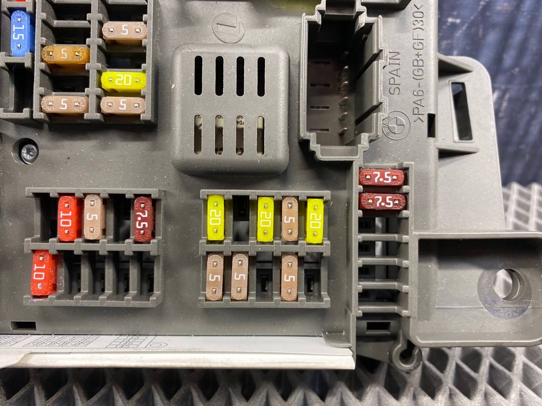 Блок предохранителей, 900 рублей, Красноярск