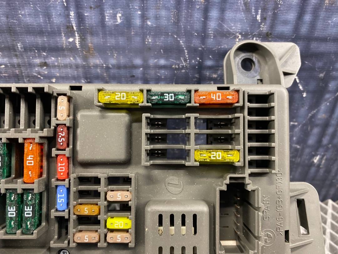 Блок предохранителей, 900 рублей, Красноярск