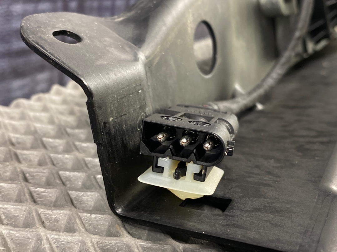 Замок крышки багажника, 2280 рублей, Красноярск