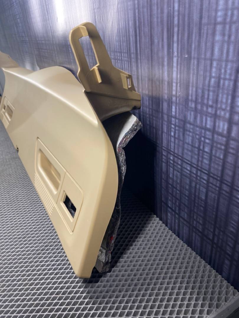 Обшивка крышки багажника, 600 рублей, Красноярск