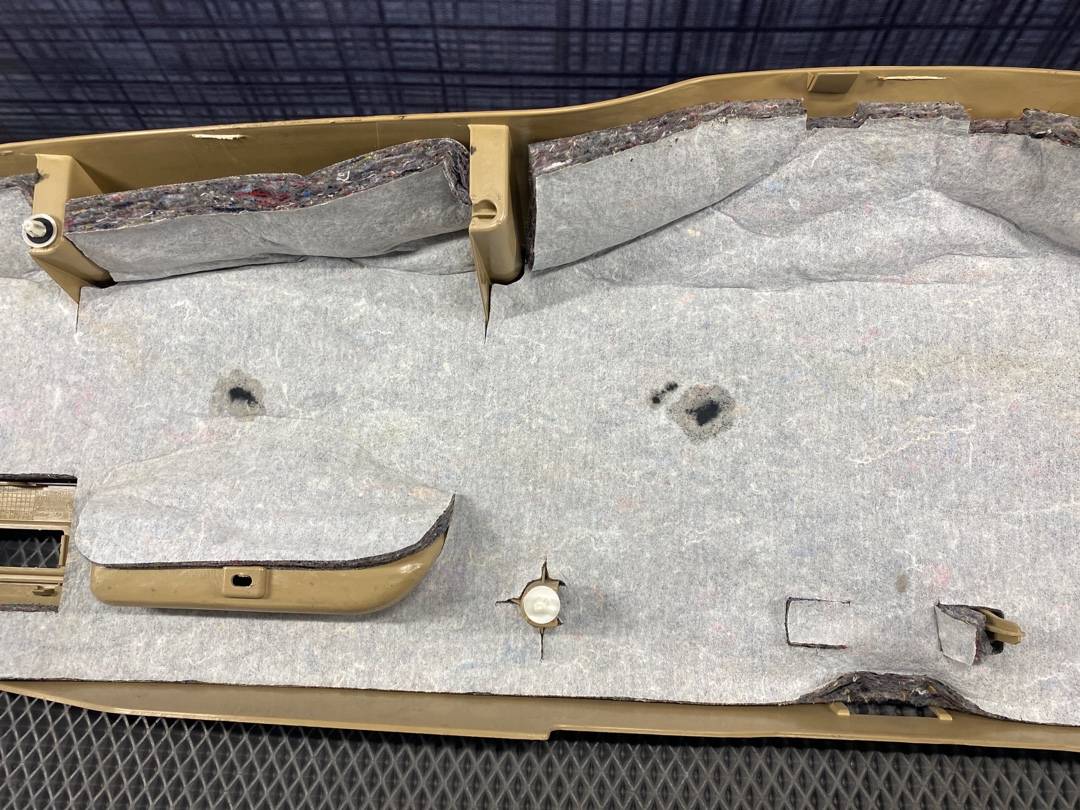 Обшивка крышки багажника, 600 рублей, Красноярск