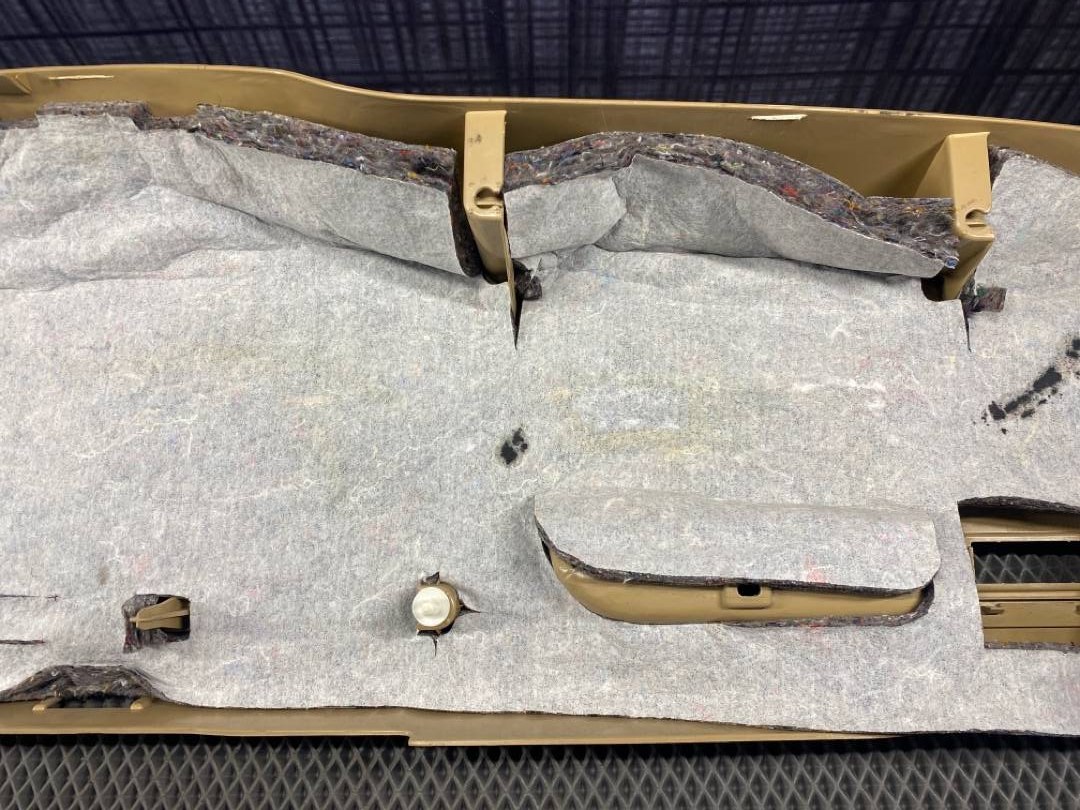 Обшивка крышки багажника, 600 рублей, Красноярск