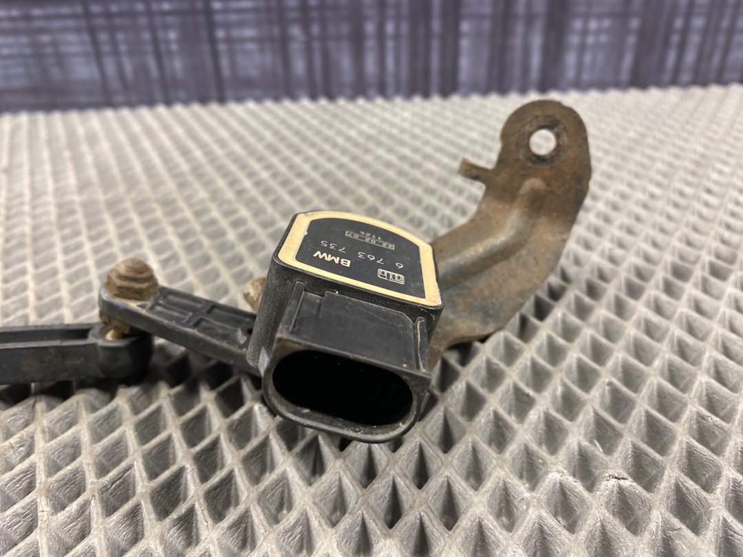 Датчик уровня подвески, 1500 рублей, Красноярск