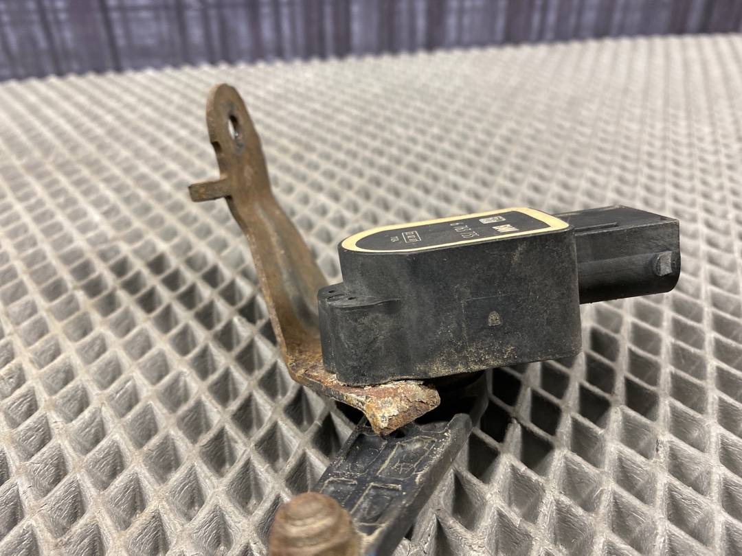 Датчик уровня подвески, 1500 рублей, Красноярск