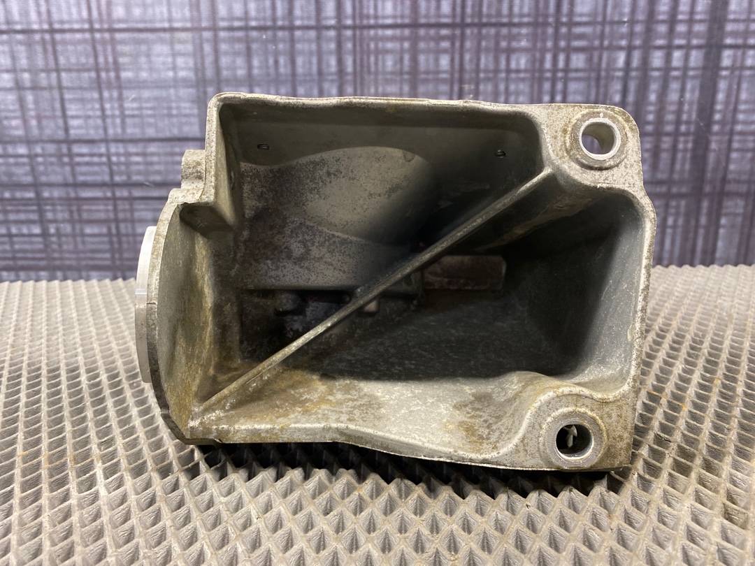 Кронштейн двигателя, 900 рублей, Красноярск