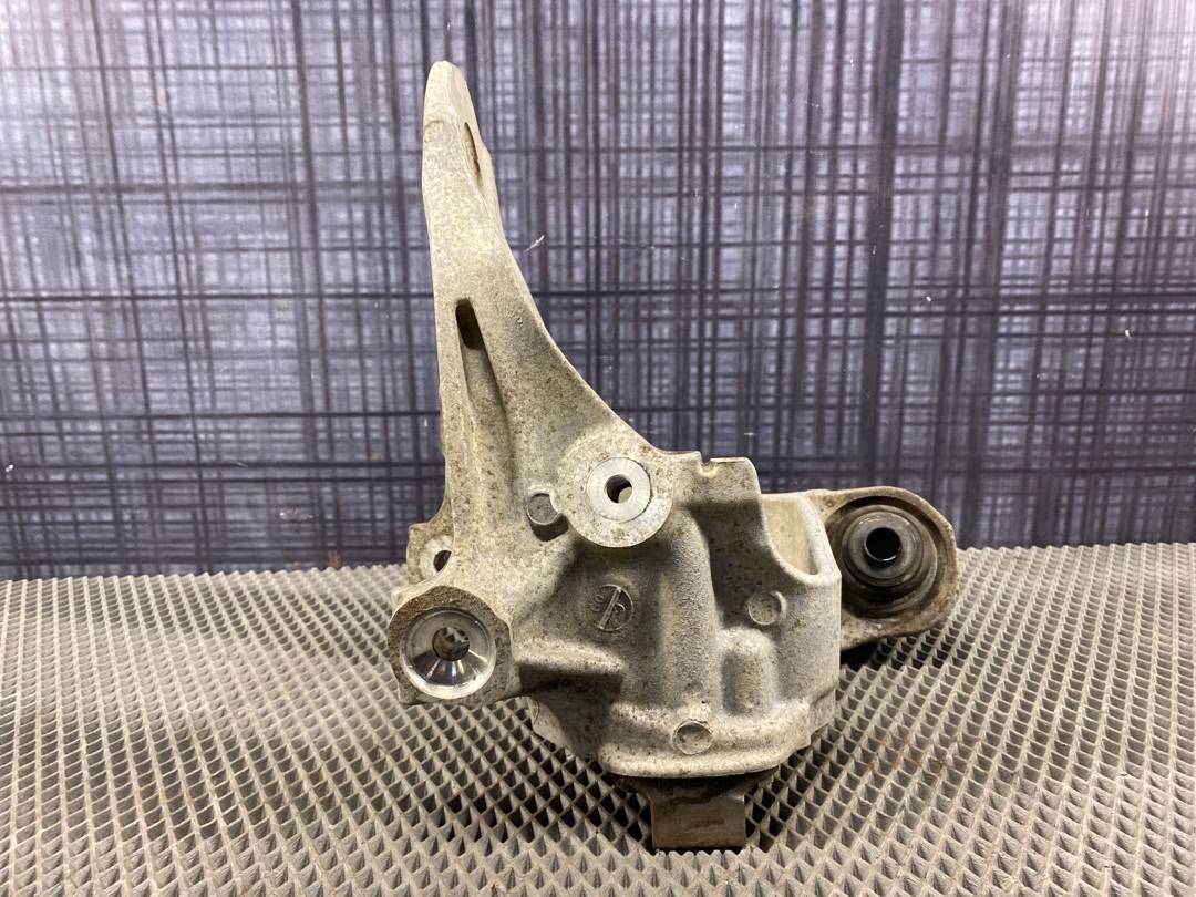 Поворотный кулак, 1680 рублей, Красноярск