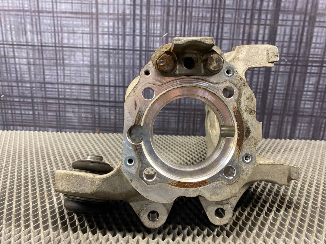 Поворотный кулак, 1680 рублей, Красноярск