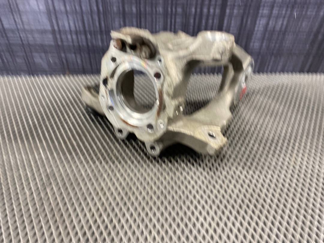 Поворотный кулак, 1680 рублей, Красноярск