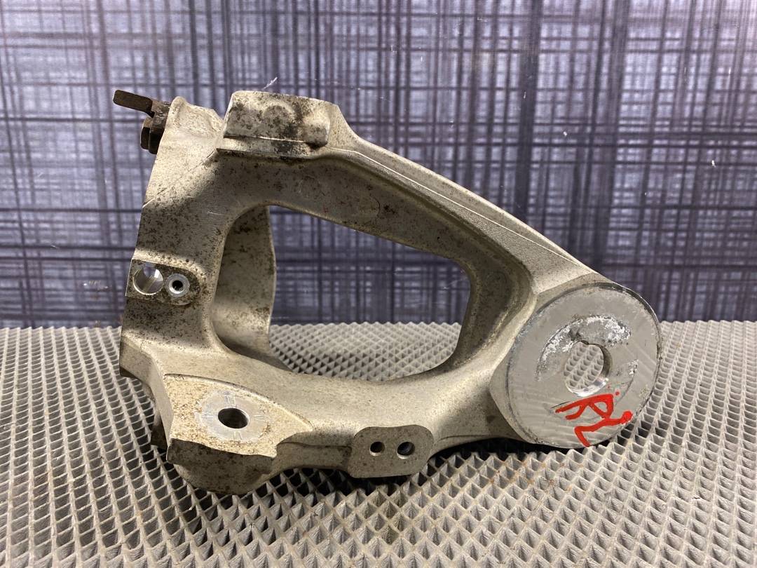 Поворотный кулак, 1680 рублей, Красноярск