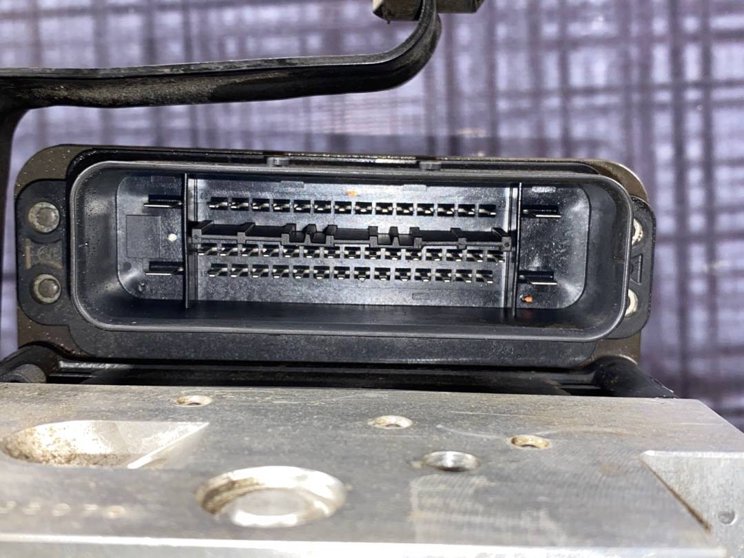 Блок ABS, 4800 рублей, Красноярск