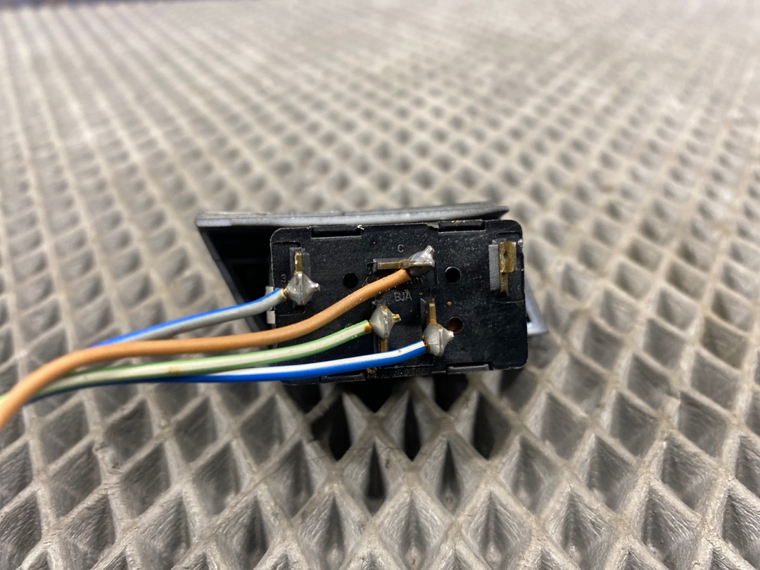 Кнопка центрального замка, 360 рублей, Красноярск