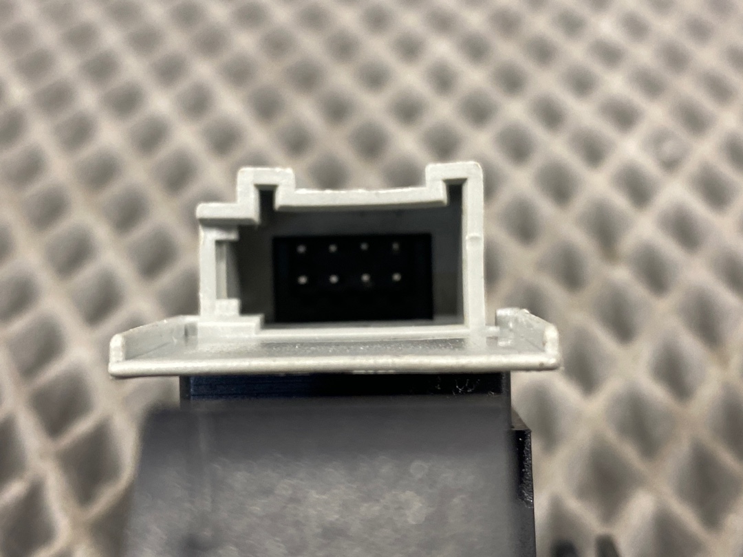 Кнопка стеклоподъемника, 330 рублей, Красноярск