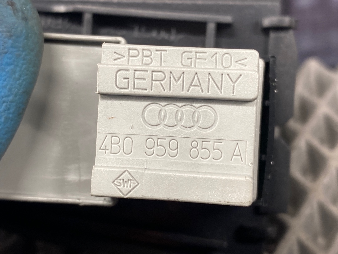 Кнопка стеклоподъемника, 330 рублей, Красноярск