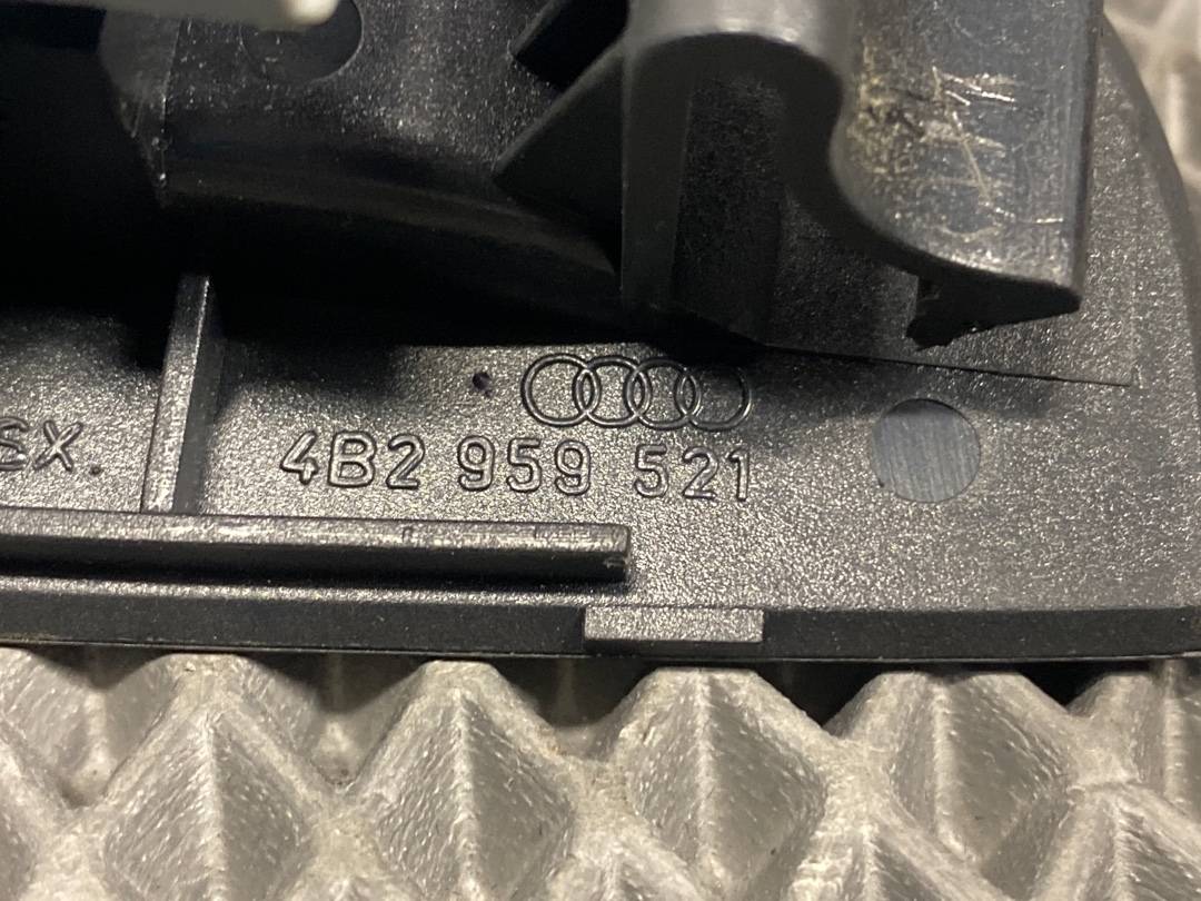 Кнопка стеклоподъемника, 330 рублей, Красноярск