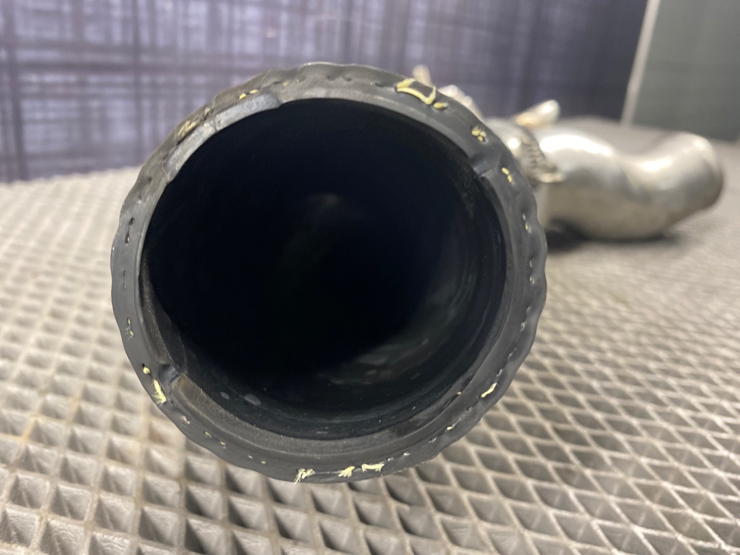 Патрубок интеркуллера, 780 рублей, Красноярск