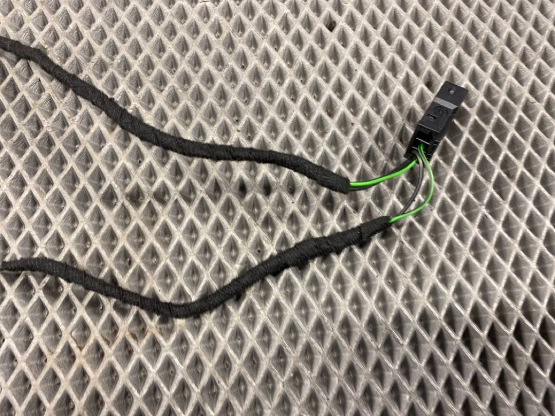 Динамик, 300 рублей, Красноярск