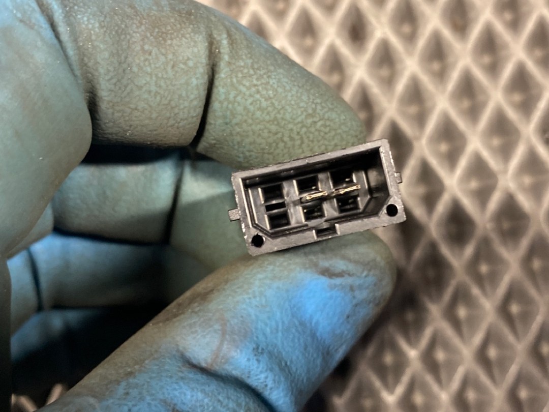 Динамик, 300 рублей, Красноярск