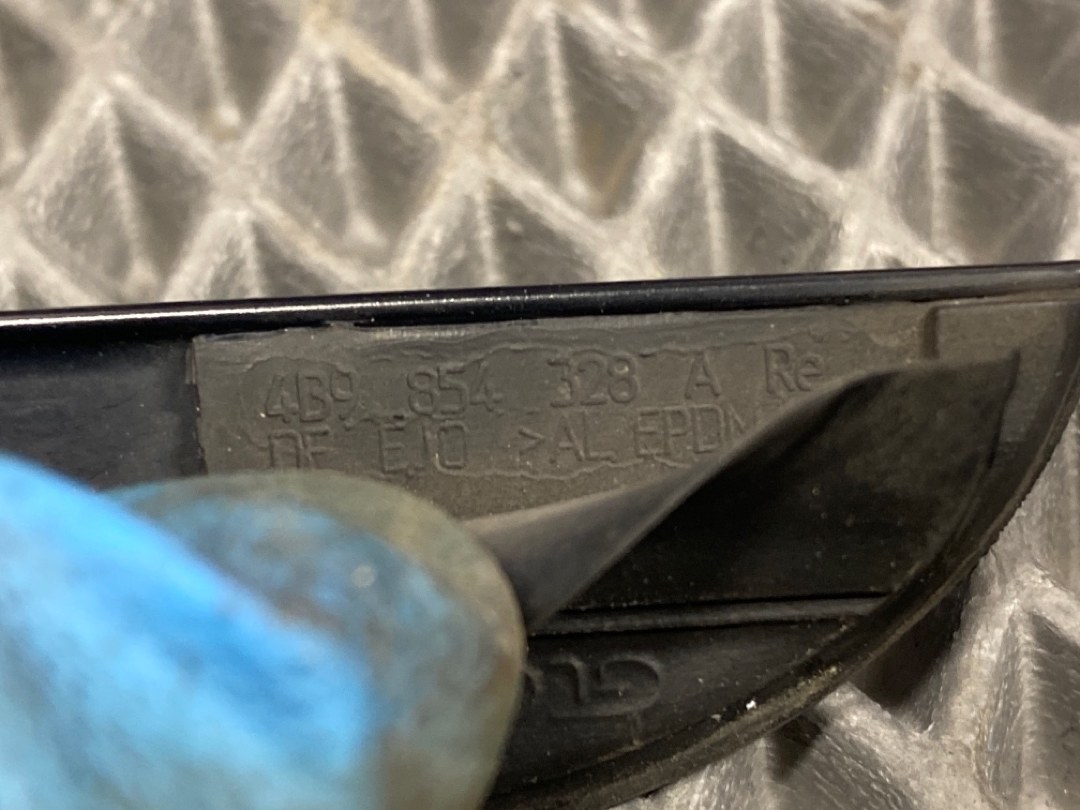 Молдинг лобового стекла, 480 рублей, Красноярск