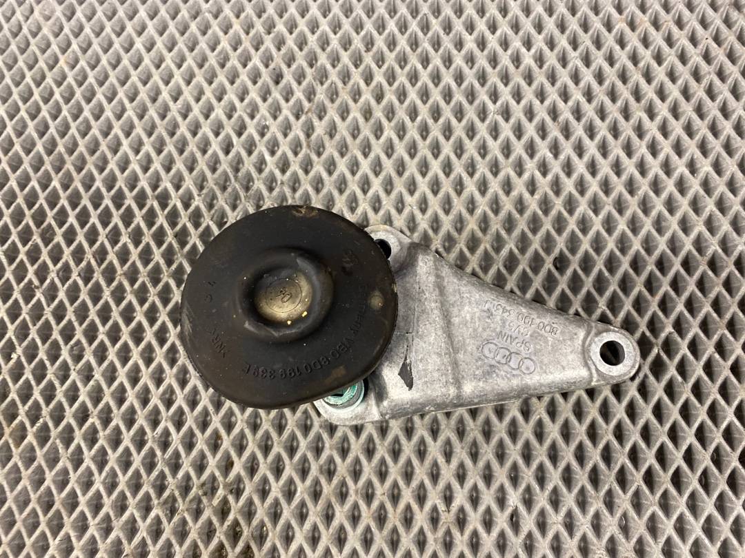 Кронштейн двигателя, 900 рублей, Красноярск