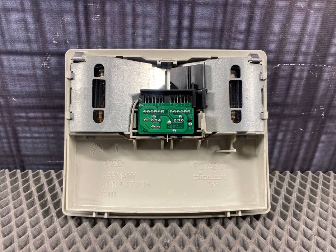 Плафон салона, 420 рублей, Красноярск