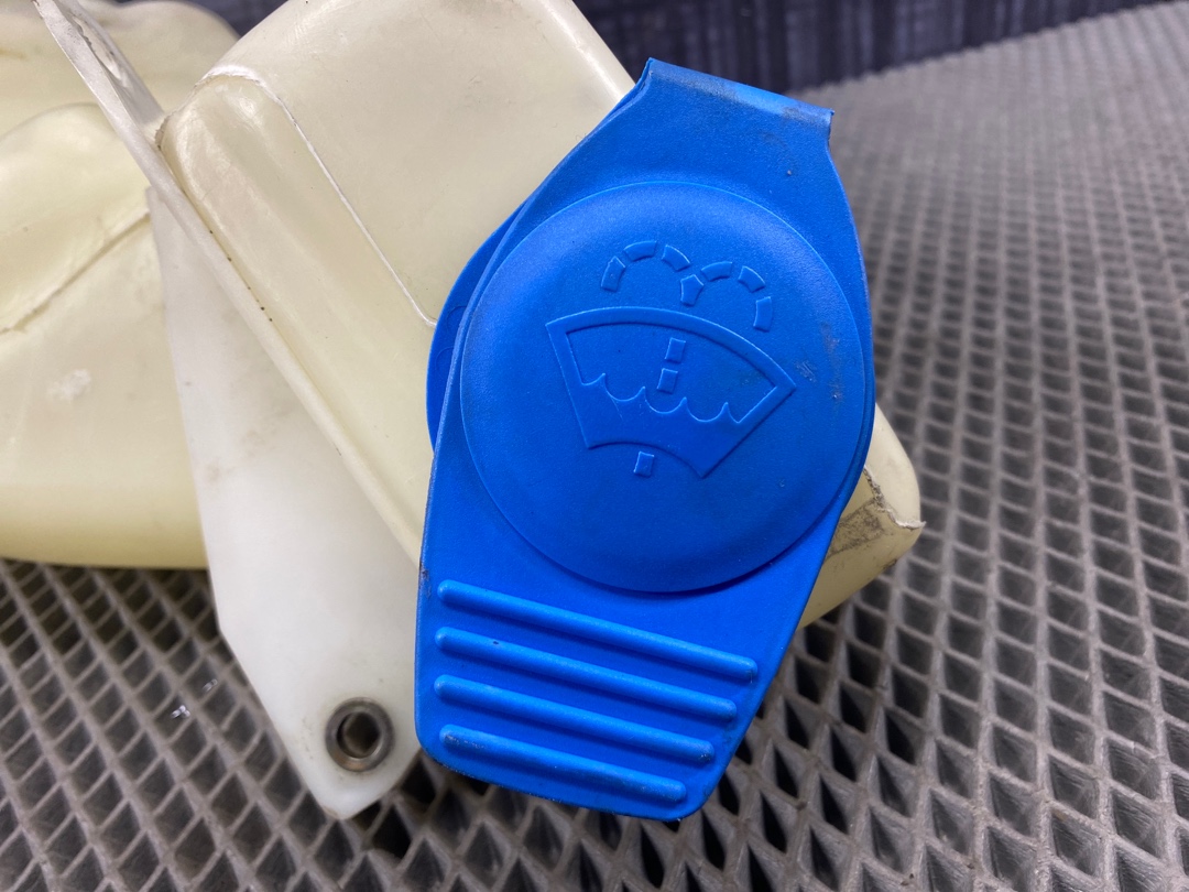 Бачок омывателя, 900 рублей, Красноярск