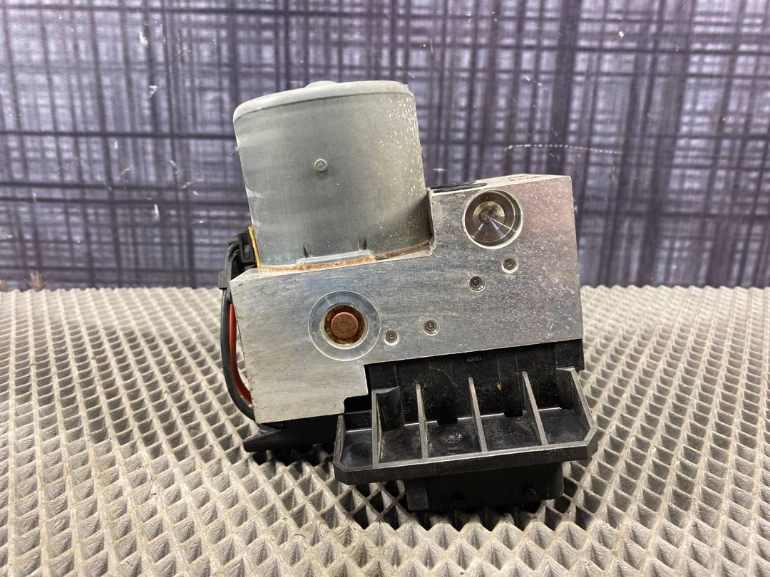 Блок ABS, 2100 рублей, Красноярск