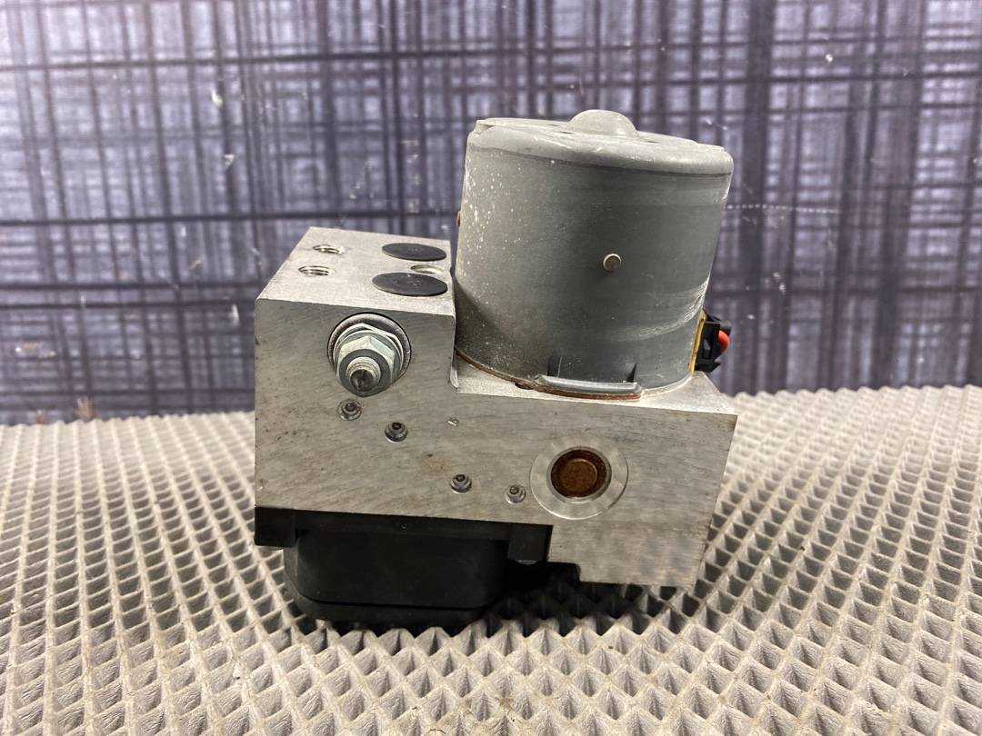 Блок ABS, 2100 рублей, Красноярск