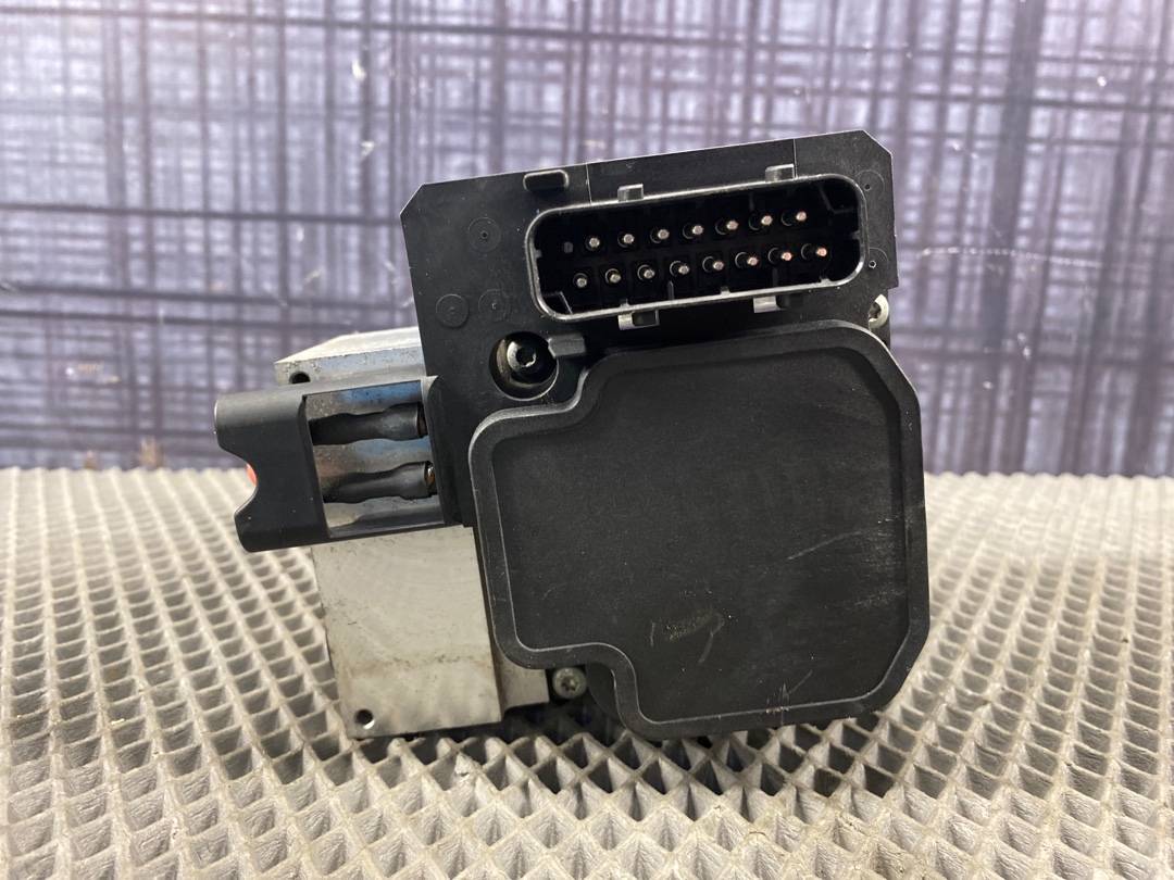 Блок ABS, 2100 рублей, Красноярск